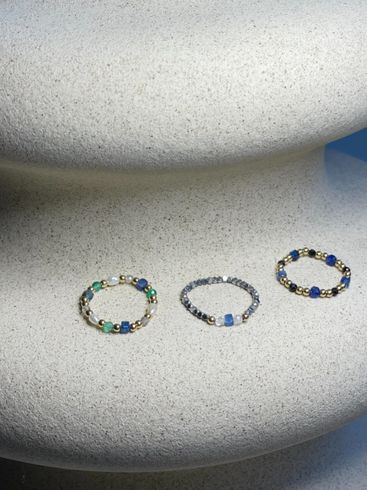 Zdecyduj się na pierścionki damskie jako upominek dla bliskich